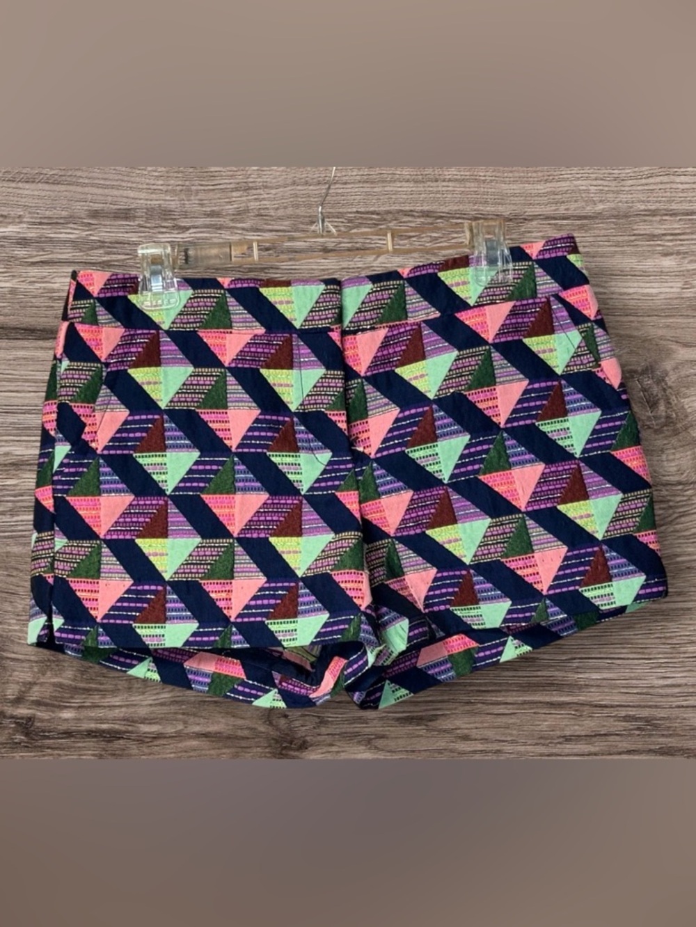 EUC Trina Turk Colorful Shorts  3.5” length SZ 6